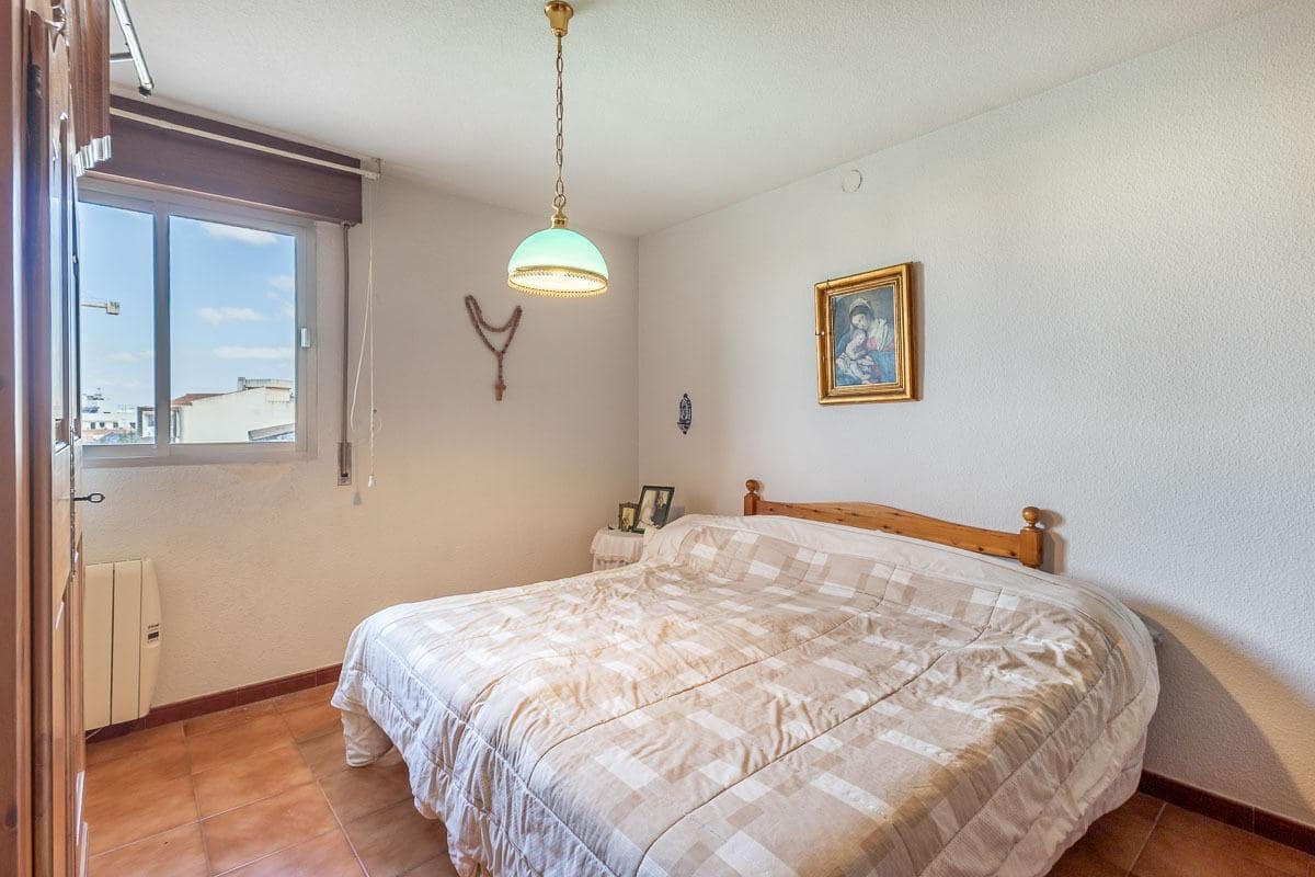 5 sypialnia Willa na sprzedaż w Ogijares z basenem garażem - 650 000 € (Ref: 9947543)