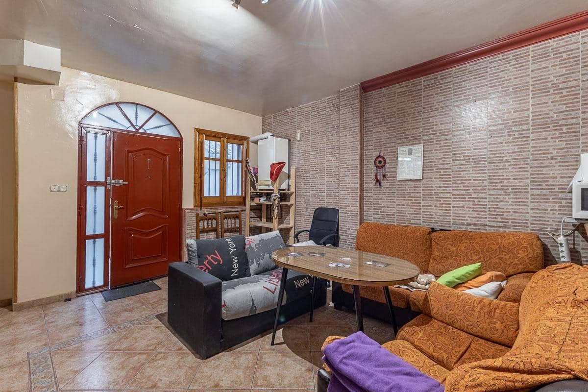 4 makuuhuone Huvila myytävänä paikassa Granada kaupunki - 299 000 € (Ref: 9947544)