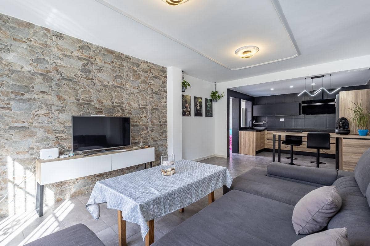 3 bedroom Villa for sale in Monachil with garage - € 310,000 (Ref: 9949454)