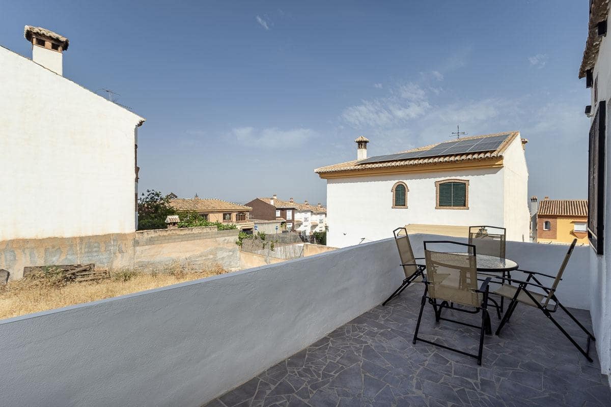 3 bedroom Villa for sale in Monachil with garage - € 310,000 (Ref: 9949454)