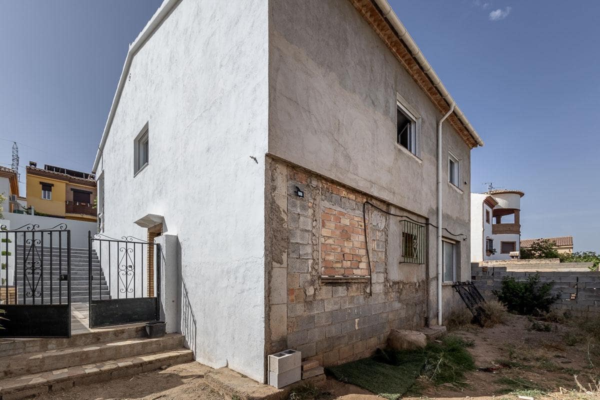 3 bedroom Villa for sale in Monachil with garage - € 310,000 (Ref: 9949454)