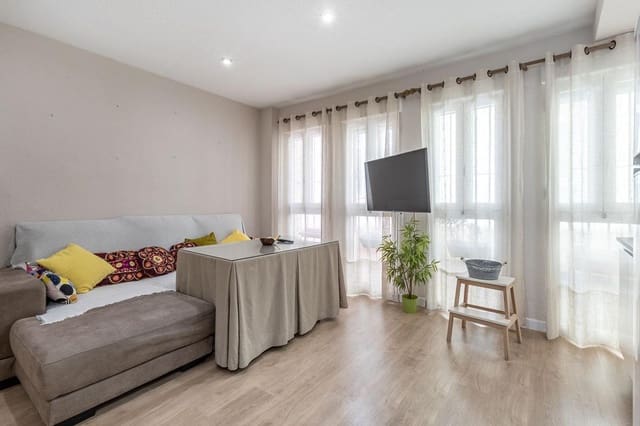 2 soveværelse Lejlighed til salg i Granada by - € 225.000 (Ref: 9952345)