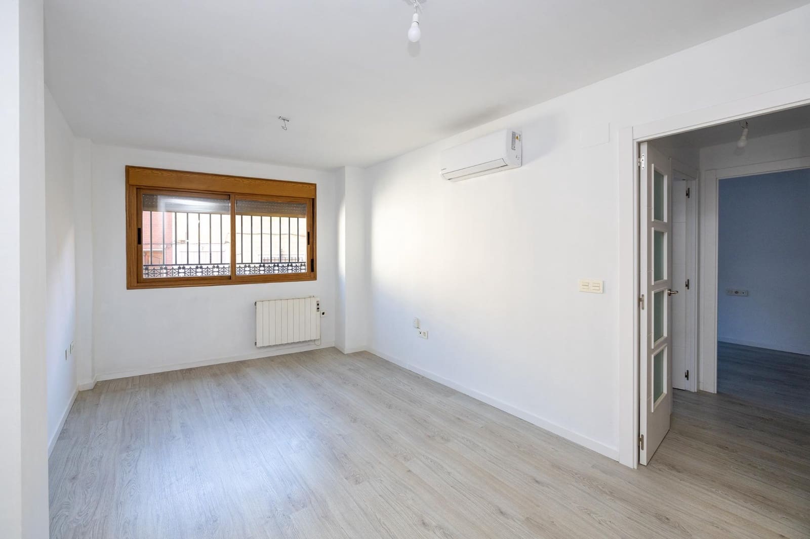 2 soveværelse Lejlighed til salg i Atarfe med garage - € 145.000 (Ref: 9953843)