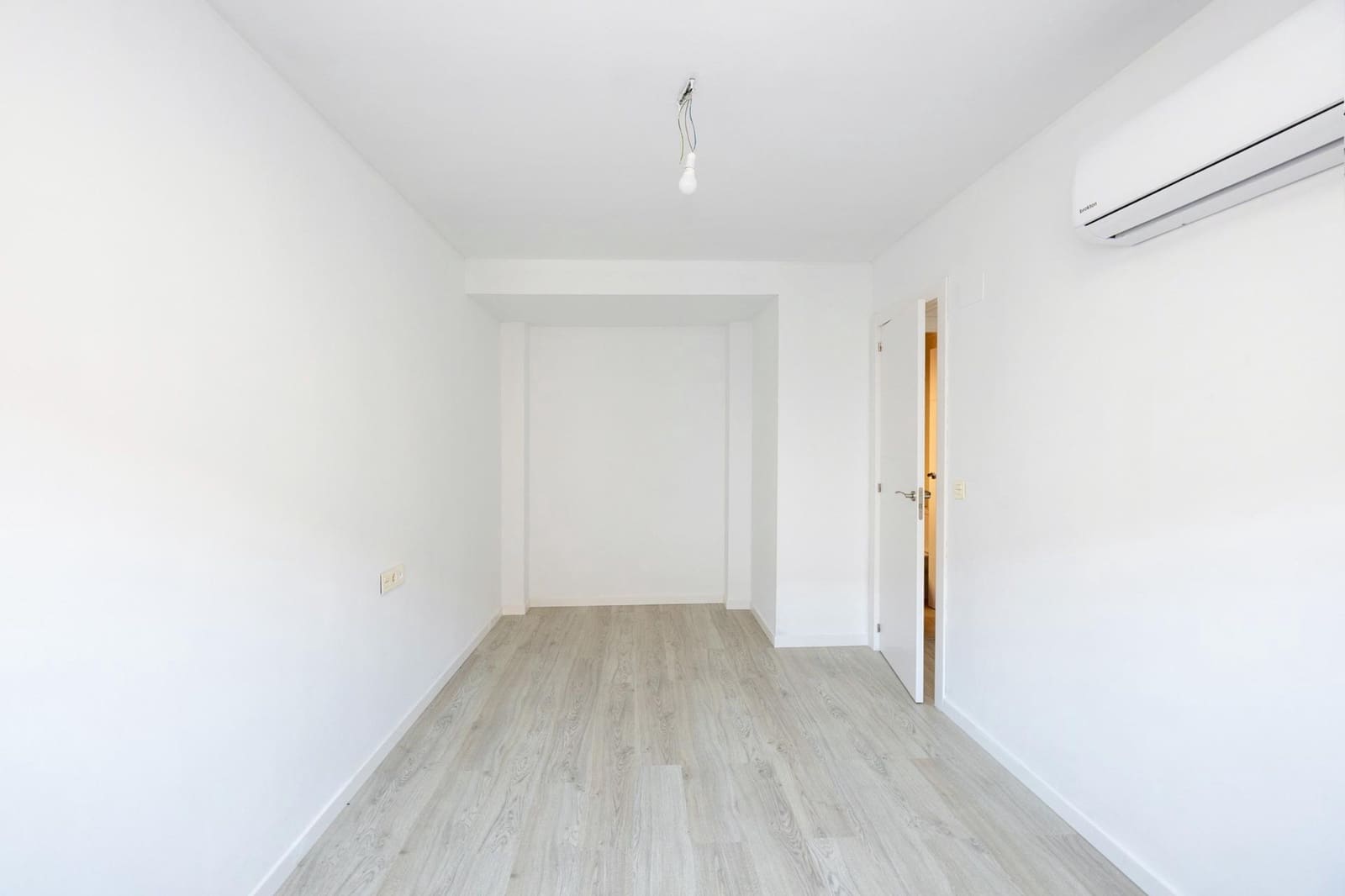 2 soveværelse Lejlighed til salg i Atarfe med garage - € 145.000 (Ref: 9953843)