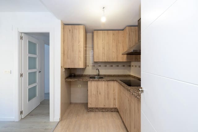 2 soveværelse Lejlighed til salg i Atarfe med garage - € 145.000 (Ref: 9953843)