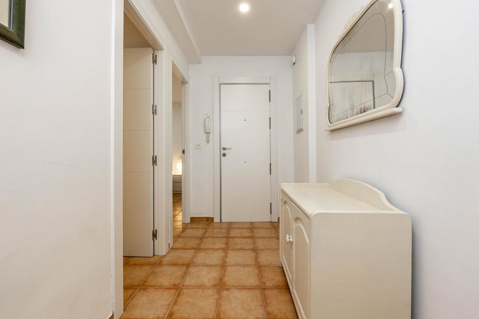 3 bedroom Apartment for rent in Granada city - € 800 (Ref: 9953844)