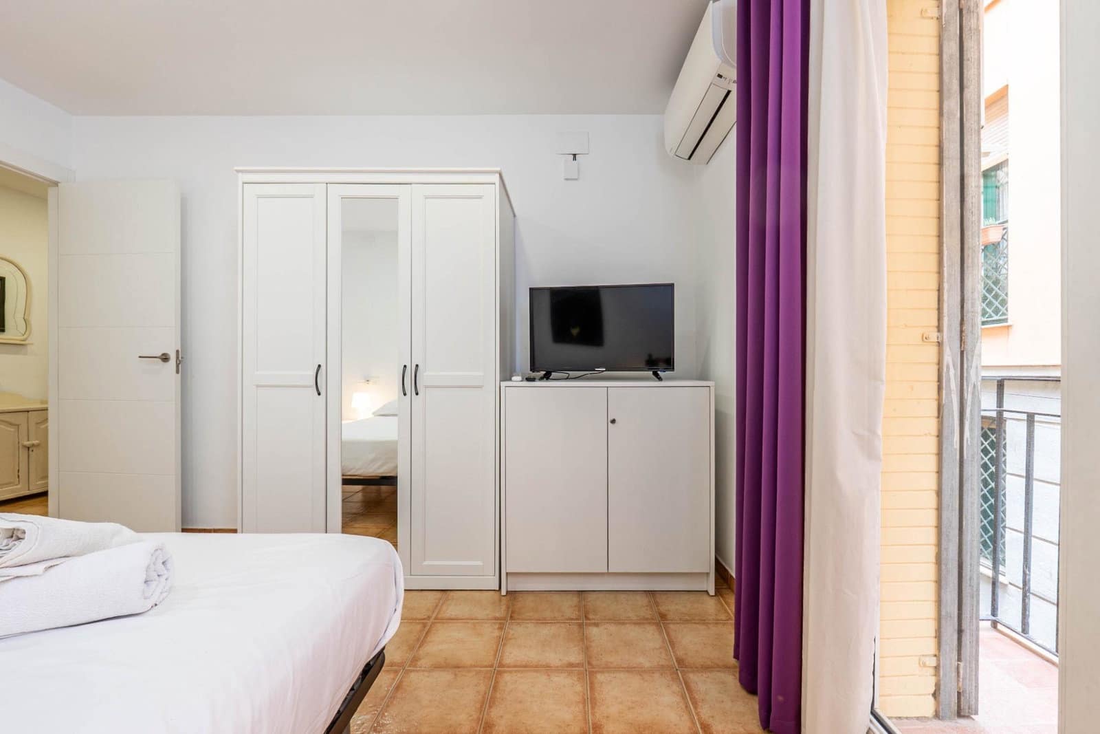 3 bedroom Apartment for rent in Granada city - € 800 (Ref: 9953844)