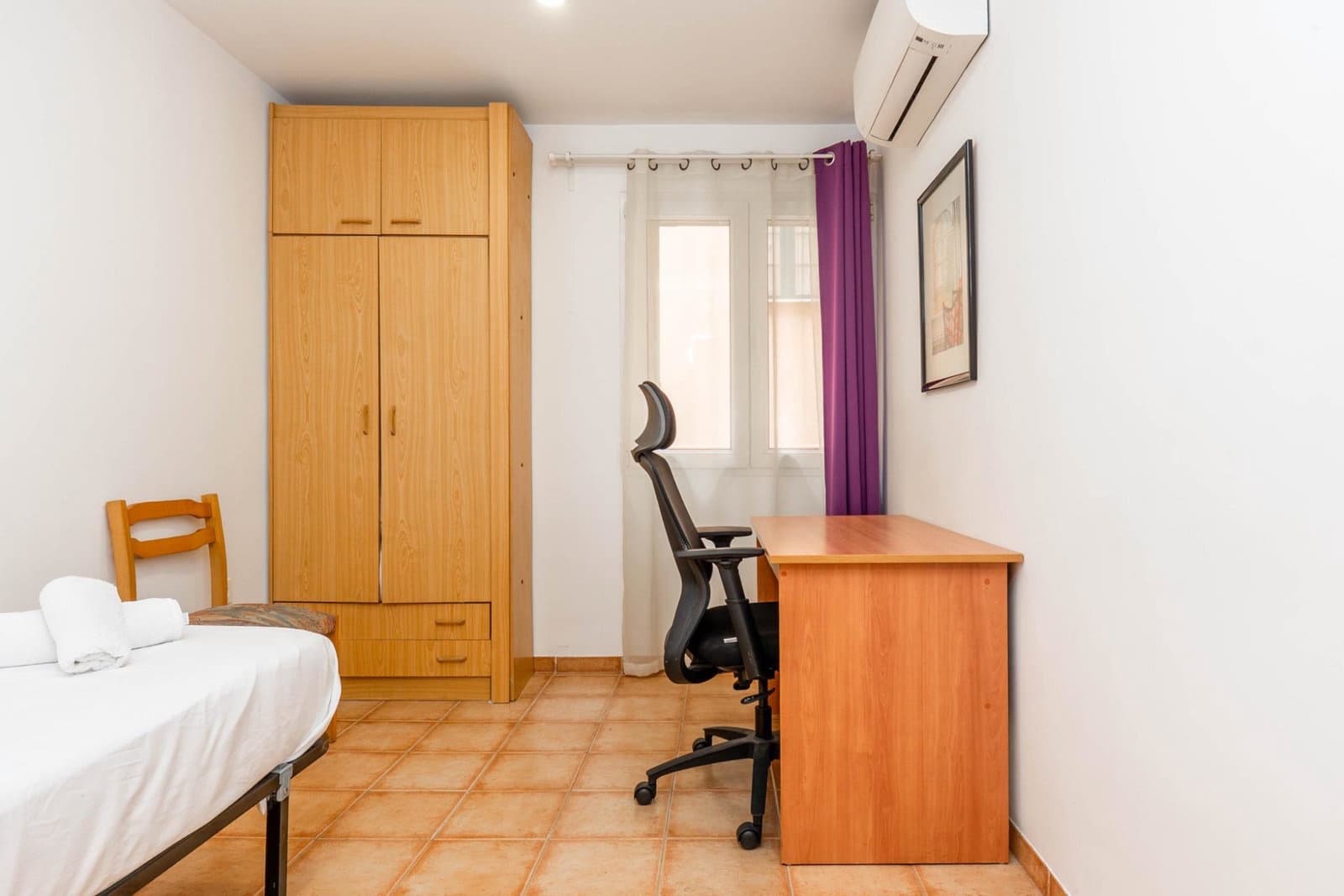 3 bedroom Apartment for rent in Granada city - € 800 (Ref: 9953844)