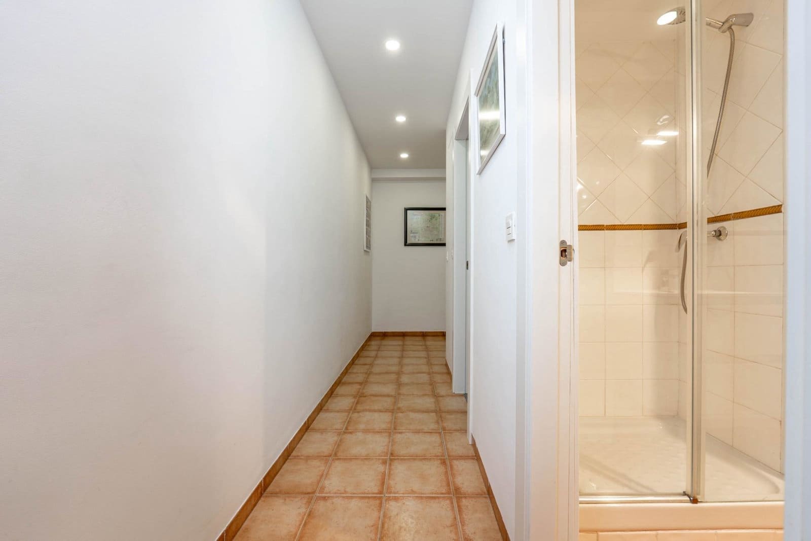 3 bedroom Apartment for rent in Granada city - € 800 (Ref: 9953844)