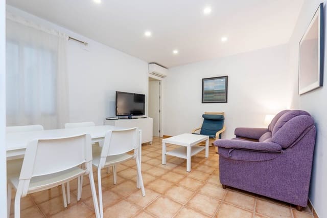 3 bedroom Apartment for rent in Centro - Sagrario, Granada city - € 800 (Ref: 9953844)