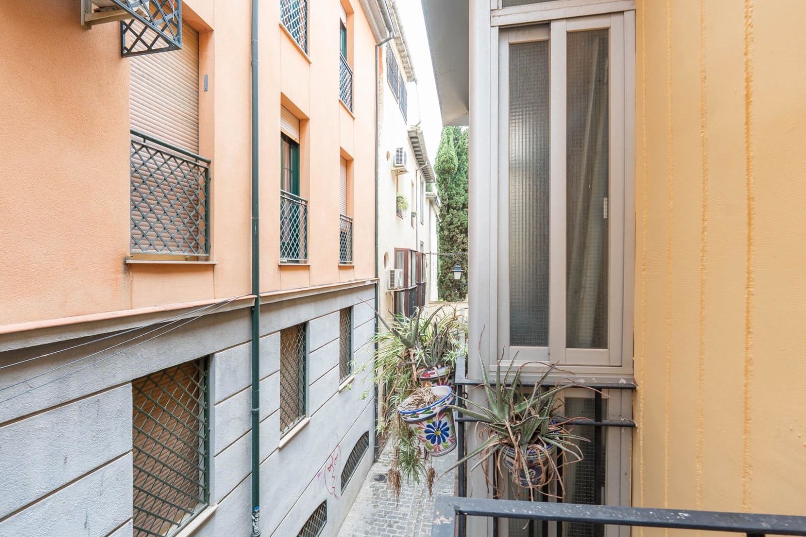 3 bedroom Apartment for rent in Granada city - € 800 (Ref: 9953844)