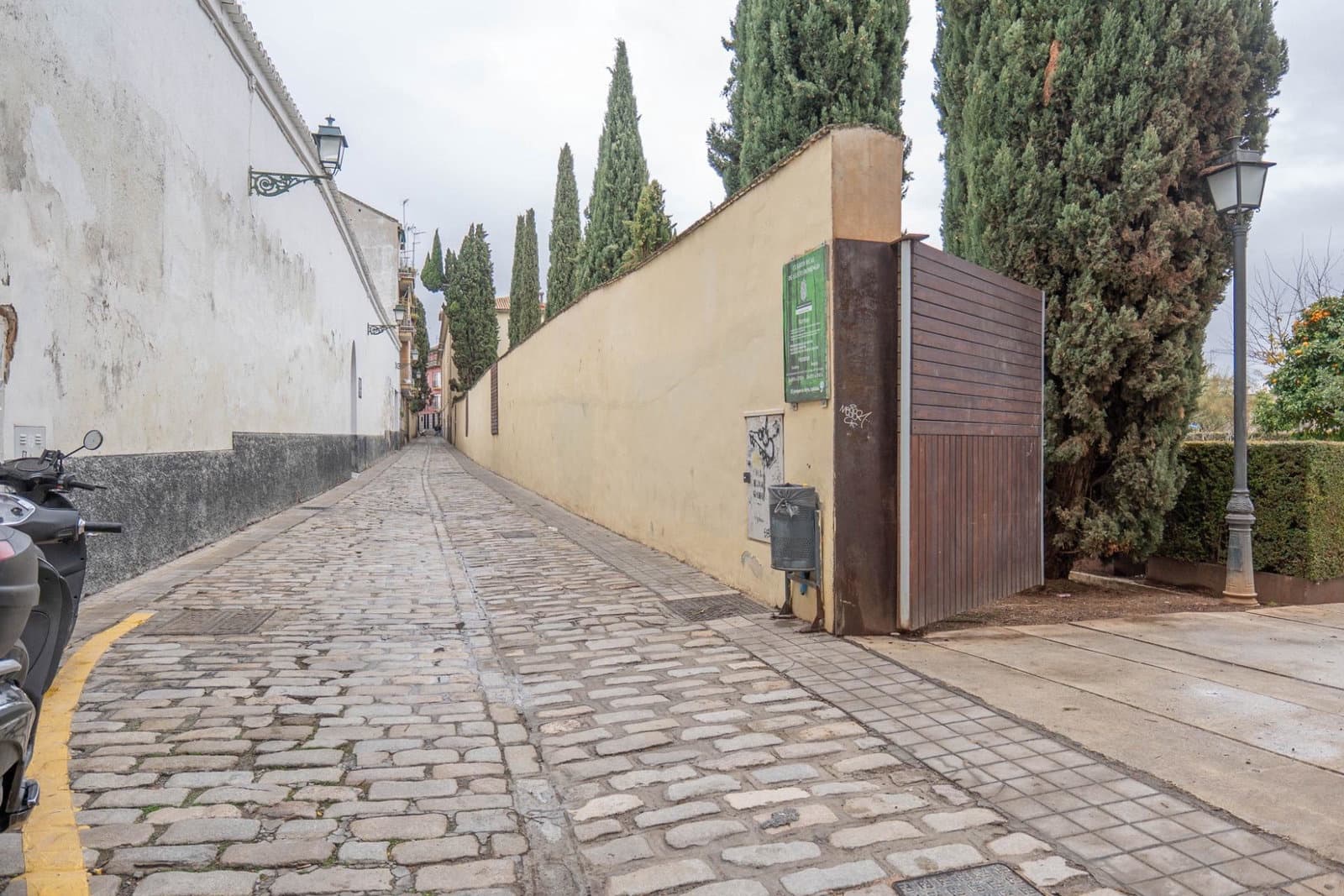 3 bedroom Apartment for rent in Granada city - € 800 (Ref: 9953844)