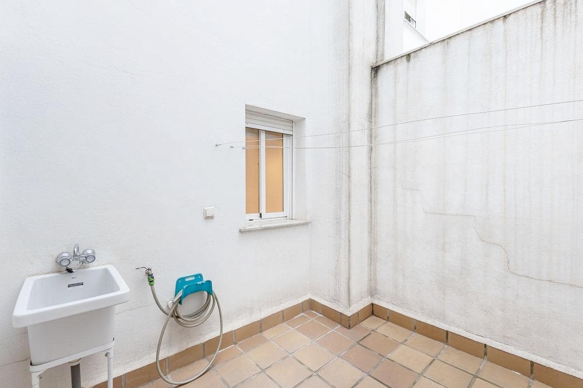 4 bedroom Terraced Villa for sale in Guevejar with garage - € 225,000 (Ref: 9959448)