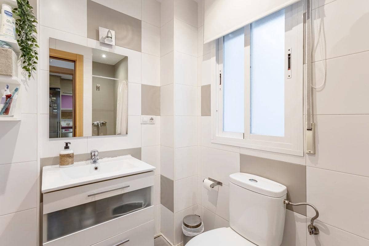 4 bedroom Terraced Villa for sale in Guevejar with garage - € 225,000 (Ref: 9959448)