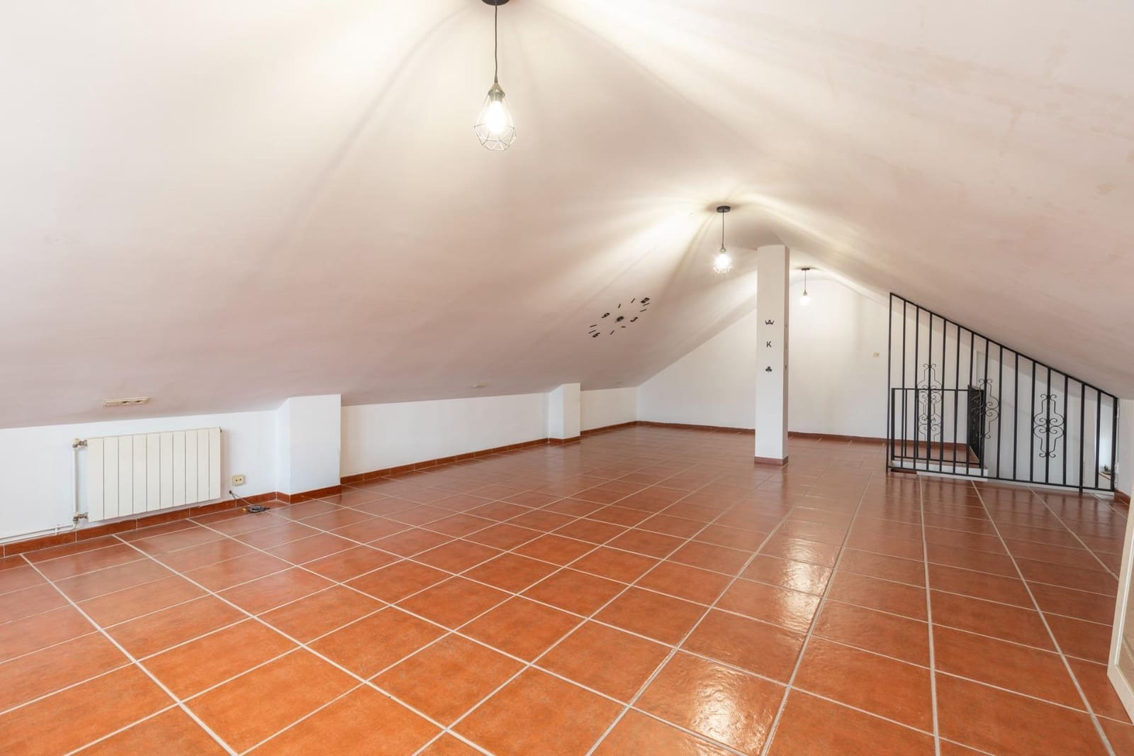 3 bedroom Terraced Villa for sale in Ogijares with pool garage - € 269,900 (Ref: 9959449)