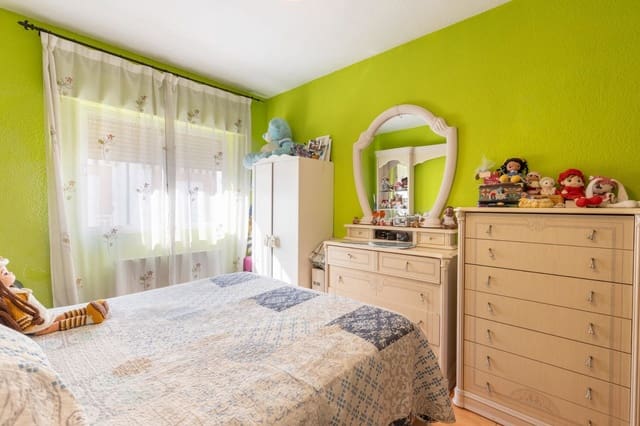 3 quarto Moradia em Banda para venda em Armilla com garagem - 220 000 € (Ref: 9962370)