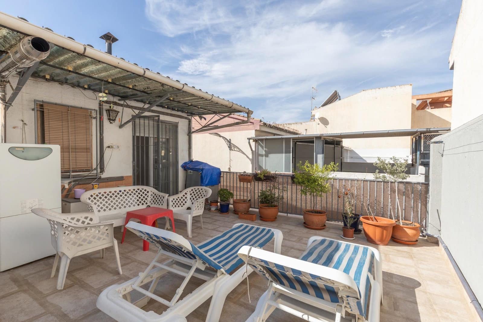 3 bedroom Terraced Villa for sale in Armilla with garage - € 220,000 (Ref: 9962370)