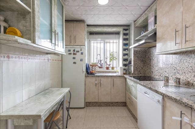 3 quarto Moradia em Banda para venda em Armilla com garagem - 220 000 € (Ref: 9962370)