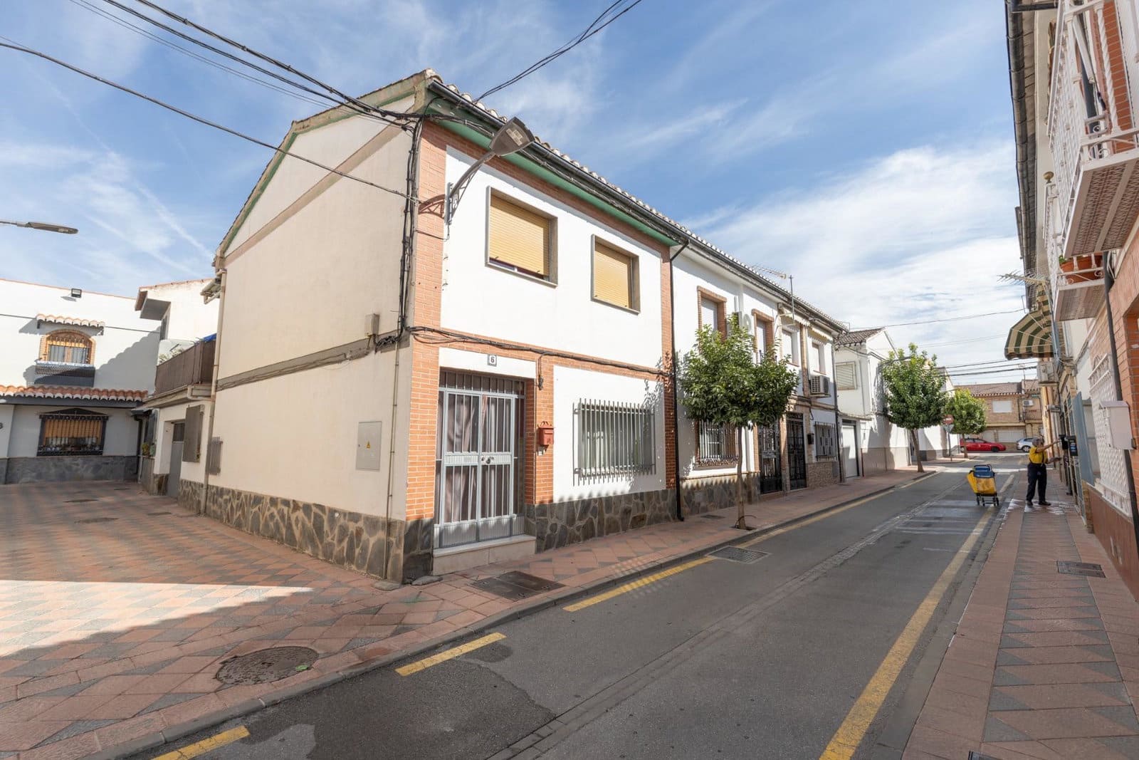 3 bedroom Terraced Villa for sale in Armilla with garage - € 220,000 (Ref: 9962370)