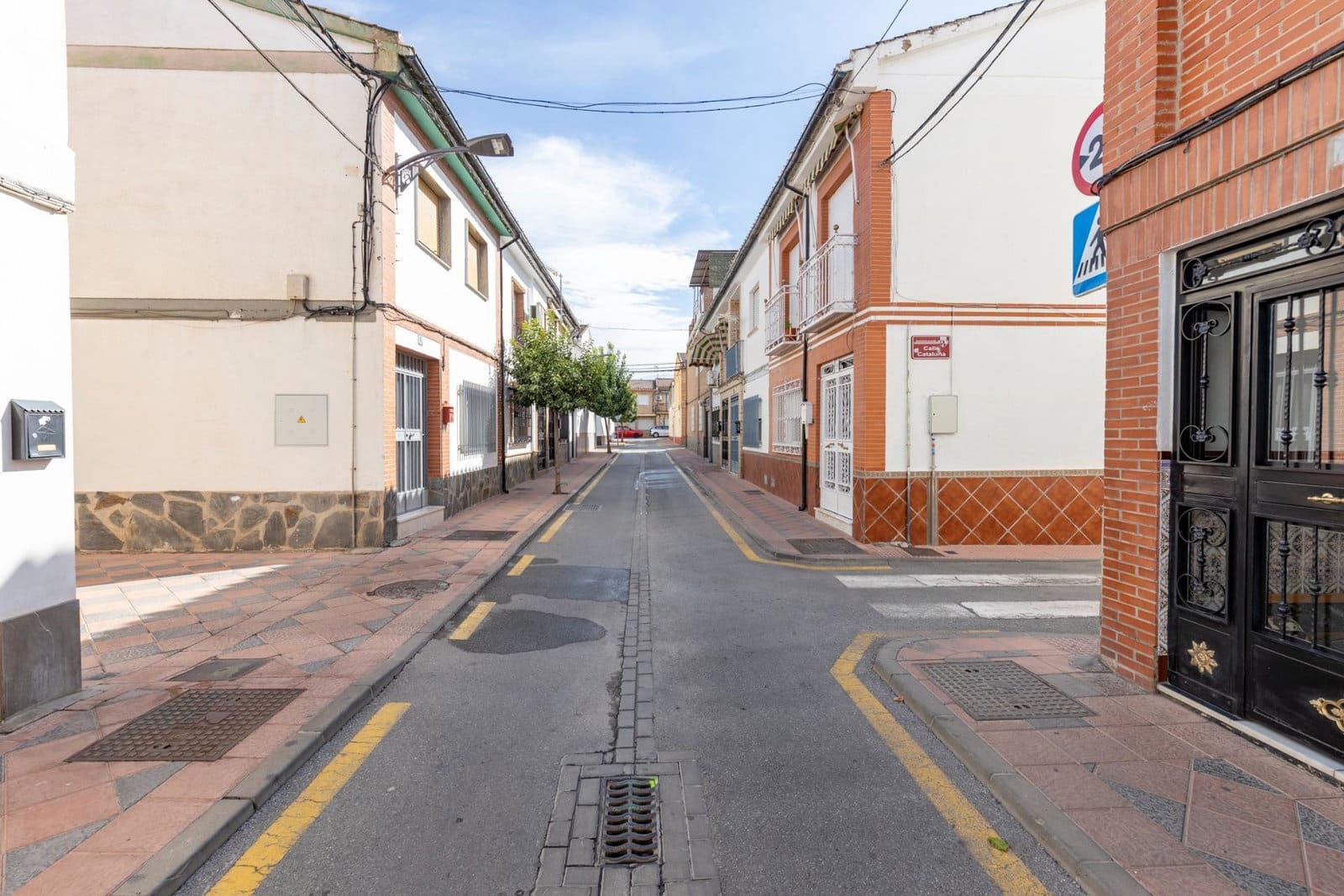 3 bedroom Terraced Villa for sale in Armilla with garage - € 220,000 (Ref: 9962370)