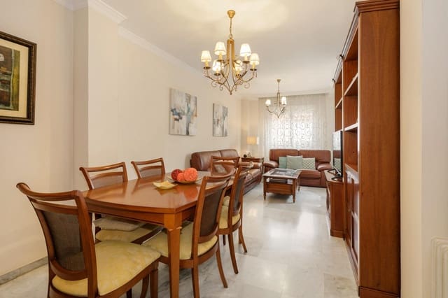 Adosado de 5 habitaciones en Granada ciudad en venta con garaje - 350.000 € (Ref: 9964990)