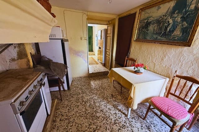 3 Zimmer Villa zu verkaufen in Jatar - 35.000 € (Ref: 9966689)
