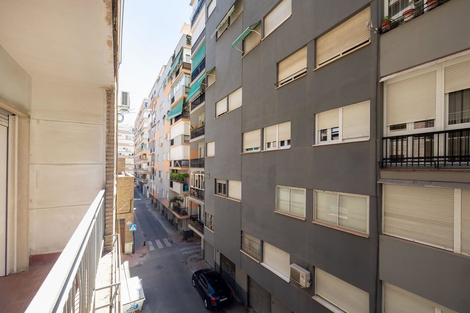 4 Zimmer Apartment zu verkaufen in Granada Stadt - 285.000 € (Ref: 9966690)