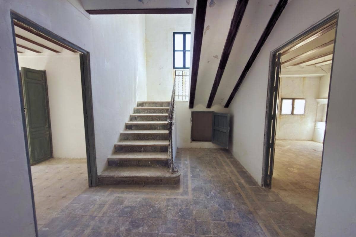 8 soverom Villa til salgs i Alamedilla med garasje - € 200 000 (Ref: 9968122)