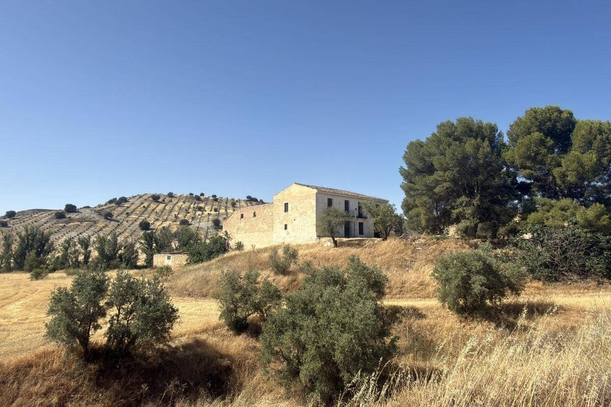 8 soverom Villa til salgs i Alamedilla med garasje - € 200 000 (Ref: 9968122)
