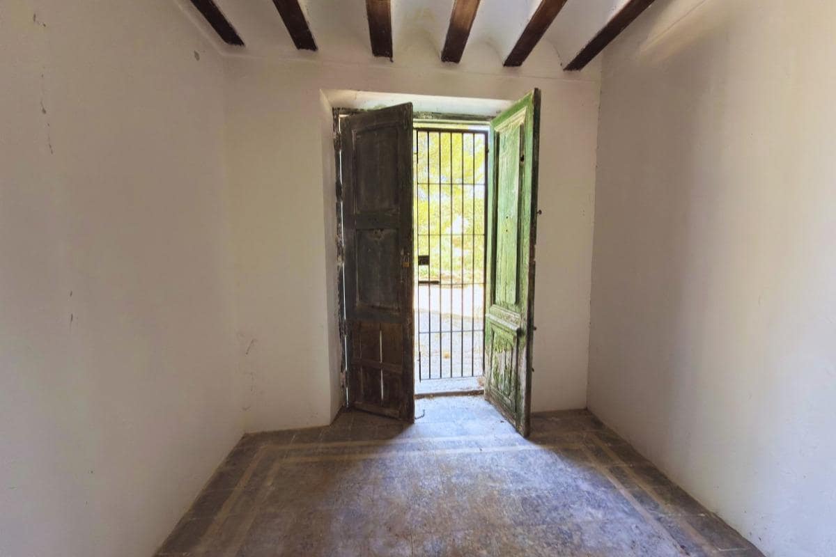 8 soverom Villa til salgs i Alamedilla med garasje - € 200 000 (Ref: 9968122)