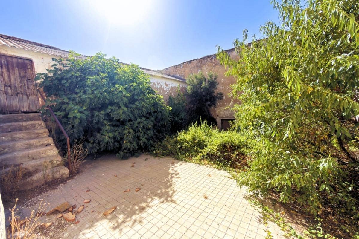 8 soverom Villa til salgs i Alamedilla med garasje - € 200 000 (Ref: 9968122)