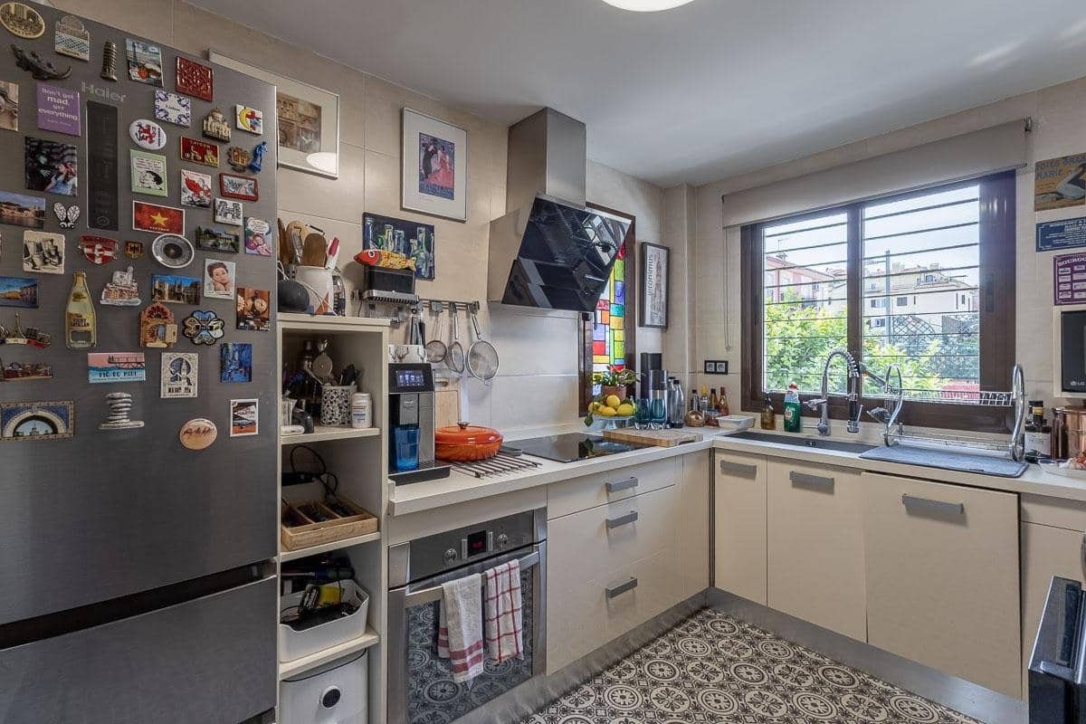 3 soverom Rekkehus til salgs i Monachil med svømmebasseng garasje - € 299 500 (Ref: 9973038)