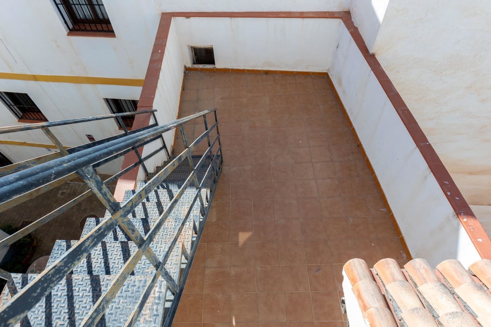 7 bedroom Villa for sale in Almunecar - € 390,000 (Ref: 9973353)