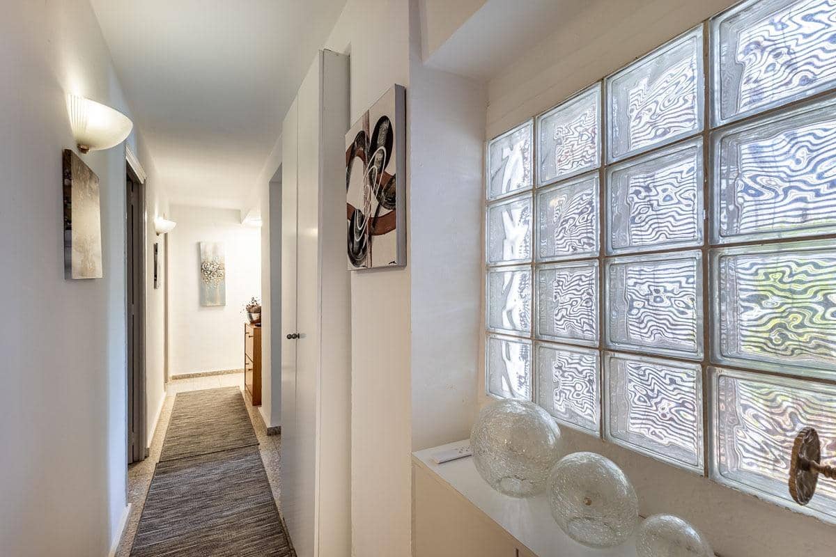 4 soveværelse Villa til salg i Moclin med garage - € 89.000 (Ref: 9973354)
