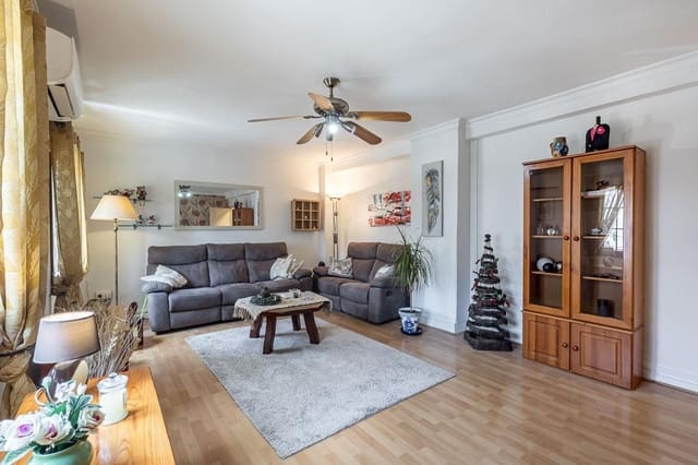 4 soveværelse Villa til salg i Moclín med garage - € 89.000 (Ref: 9973354)