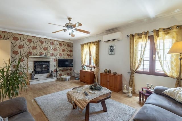 4 soveværelse Villa til salg i Moclín med garage - € 89.000 (Ref: 9973354)