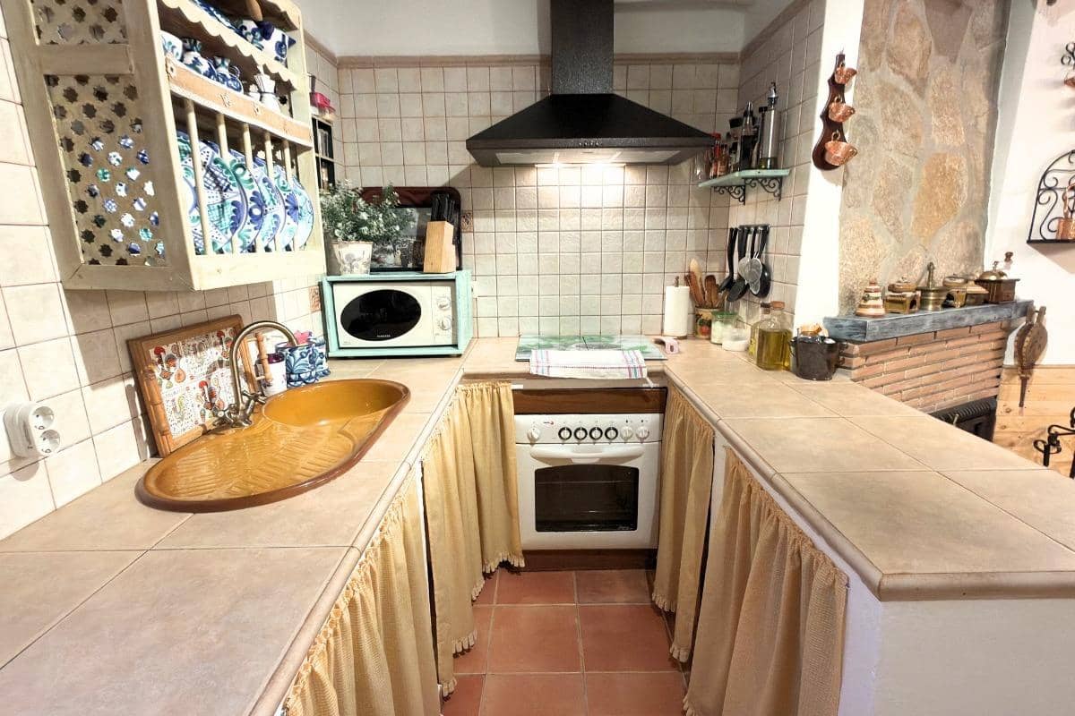 Chalet de 3 habitaciones en Alhama de Granada en venta - 120.000 € (Ref: 9973355)
