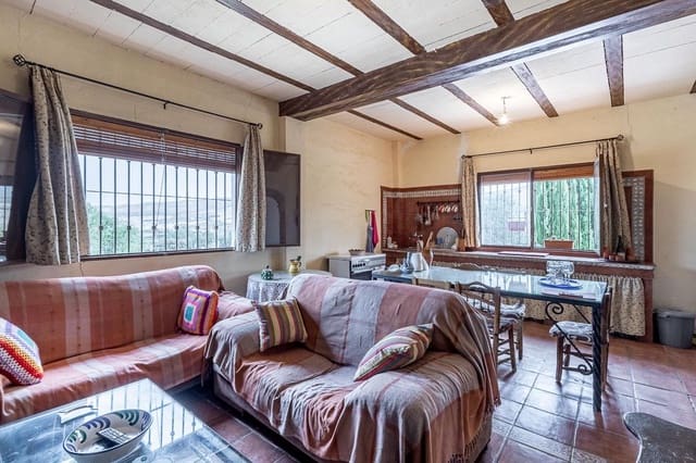 3 makuuhuone Huvila myytävänä paikassa Alhama de Granada mukana uima-altaan - 159 000 € (Ref: 9984616)