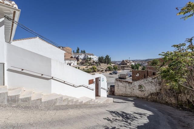2 sovrum Lägenhet till salu i Alhama de Granada - 199 000 € (Ref: 9984617)