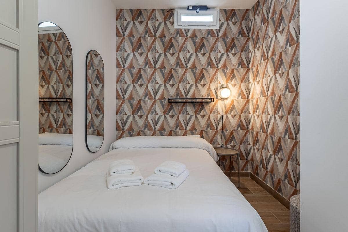 2 bedroom Apartment for sale in Alhama de Granada - € 199,000 (Ref: 9984617)