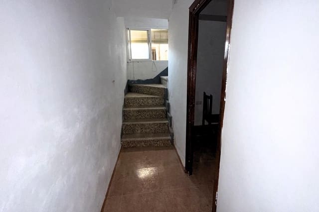 4 Zimmer Villa zu verkaufen in Jayena - 35.000 € (Ref: 9984618)