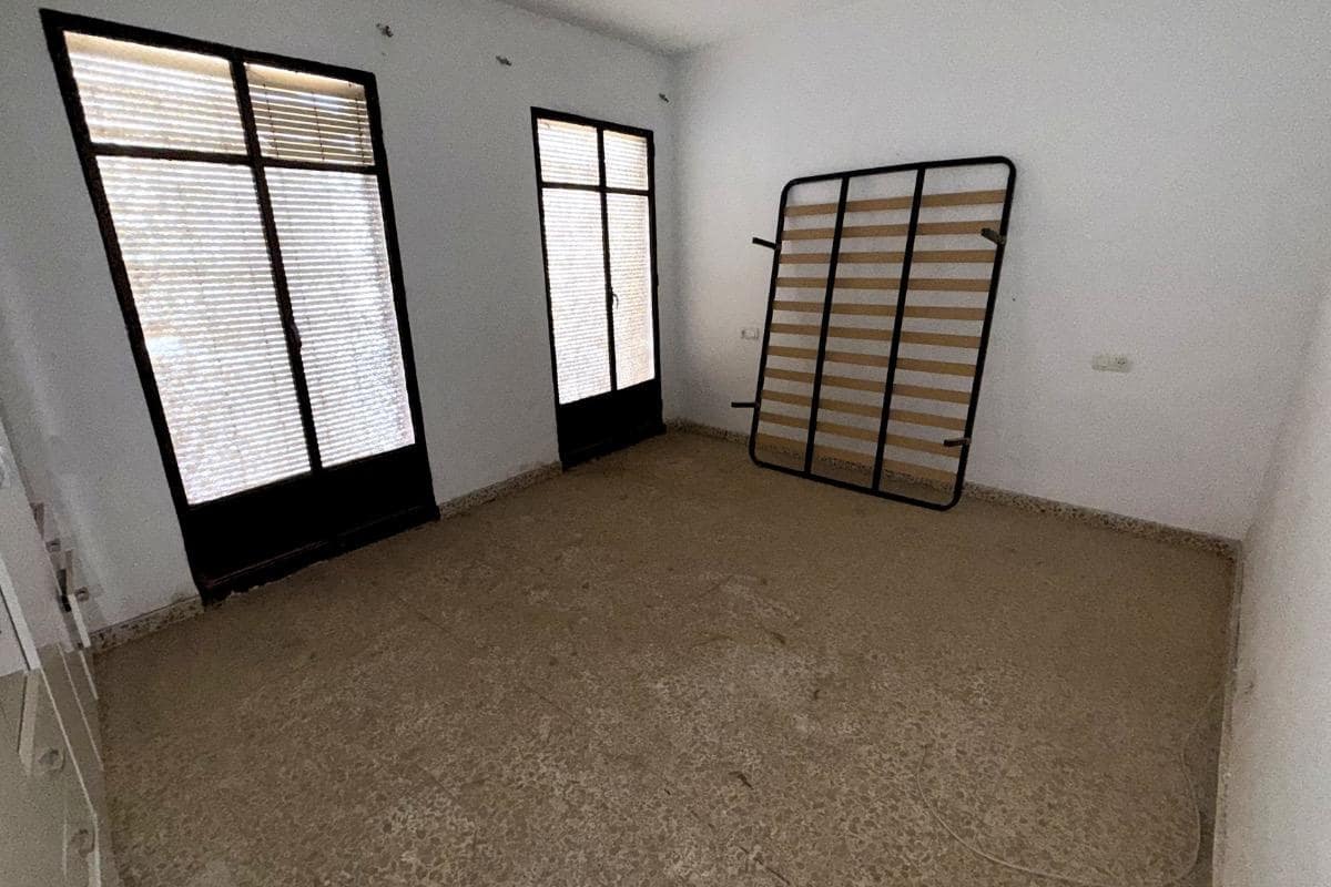 4 soverom Villa til salgs i Jayena - € 35 000 (Ref: 9984618)
