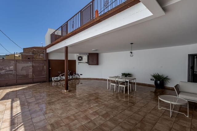 2 sovrum Lägenhet till salu i Alhama de Granada med garage - 225 000 € (Ref: 9984620)