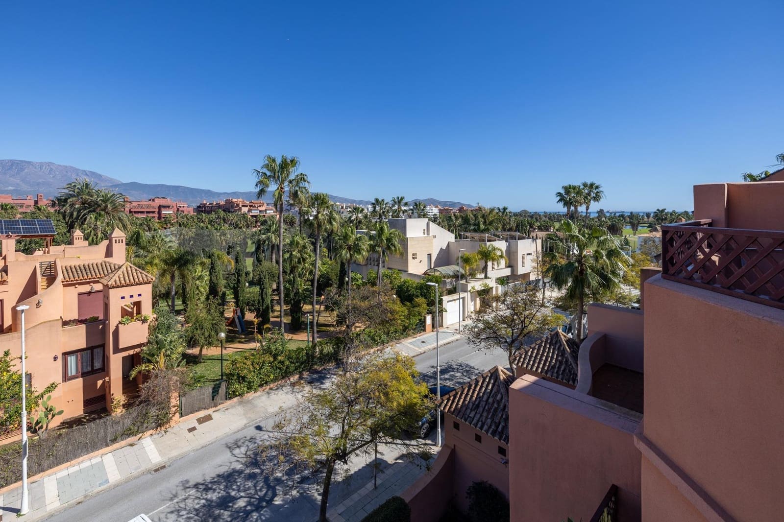 4 chambre Penthouse à vendre à Motril avec piscine garage - 505 000 € (Ref: 9984623)
