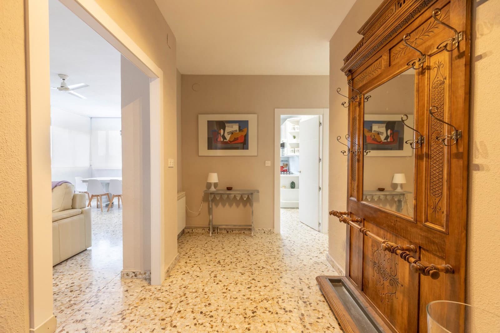 5 Zimmer Villa zu verkaufen in Huetor Santillan mit Pool - 279.990 € (Ref: 9990333)