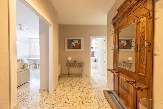 5 Zimmer Villa zu verkaufen in Huétor Santillán mit Pool - 279.990 € (Ref: 9990333)