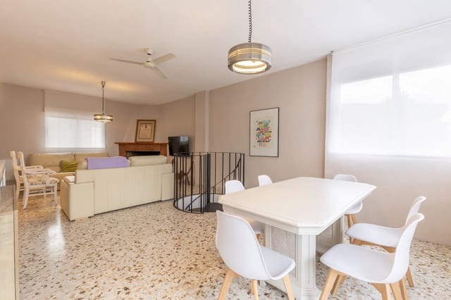 5 Zimmer Villa zu verkaufen in Huétor Santillán mit Pool - 279.990 € (Ref: 9990333)