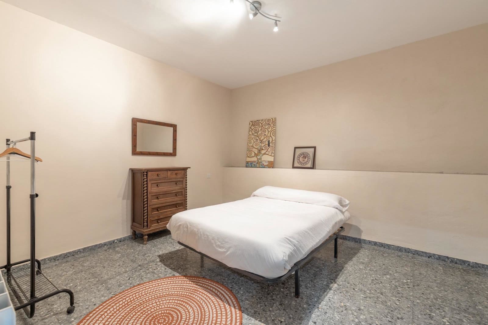 5 Zimmer Villa zu verkaufen in Huetor Santillan mit Pool - 279.990 € (Ref: 9990333)