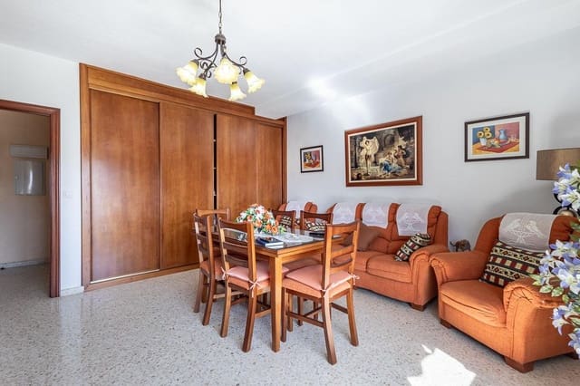 3 slaapkamer Appartement te koop in Granada stad met garage - € 175.000 (Ref: 9994877)