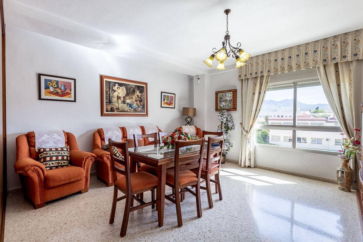 3 slaapkamer Appartement te koop in Granada stad met garage - € 175.000 (Ref: 9994877)
